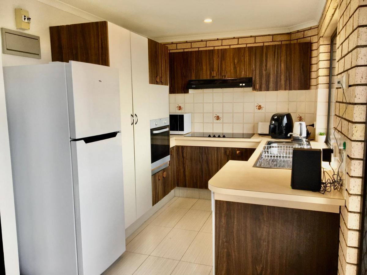 Seascapeatalexbeach Budget Accomodation Alexandra Headland Zewnętrze zdjęcie